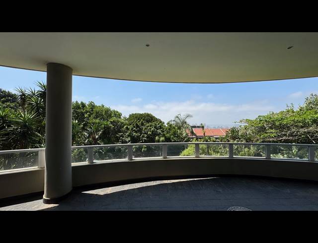 4 BEDROOM APARTMENT FOR SALE IN ESSENWOOD